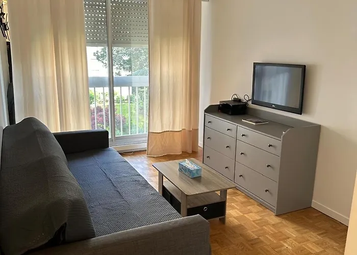 Cozy Apartment - Eiffel Tower